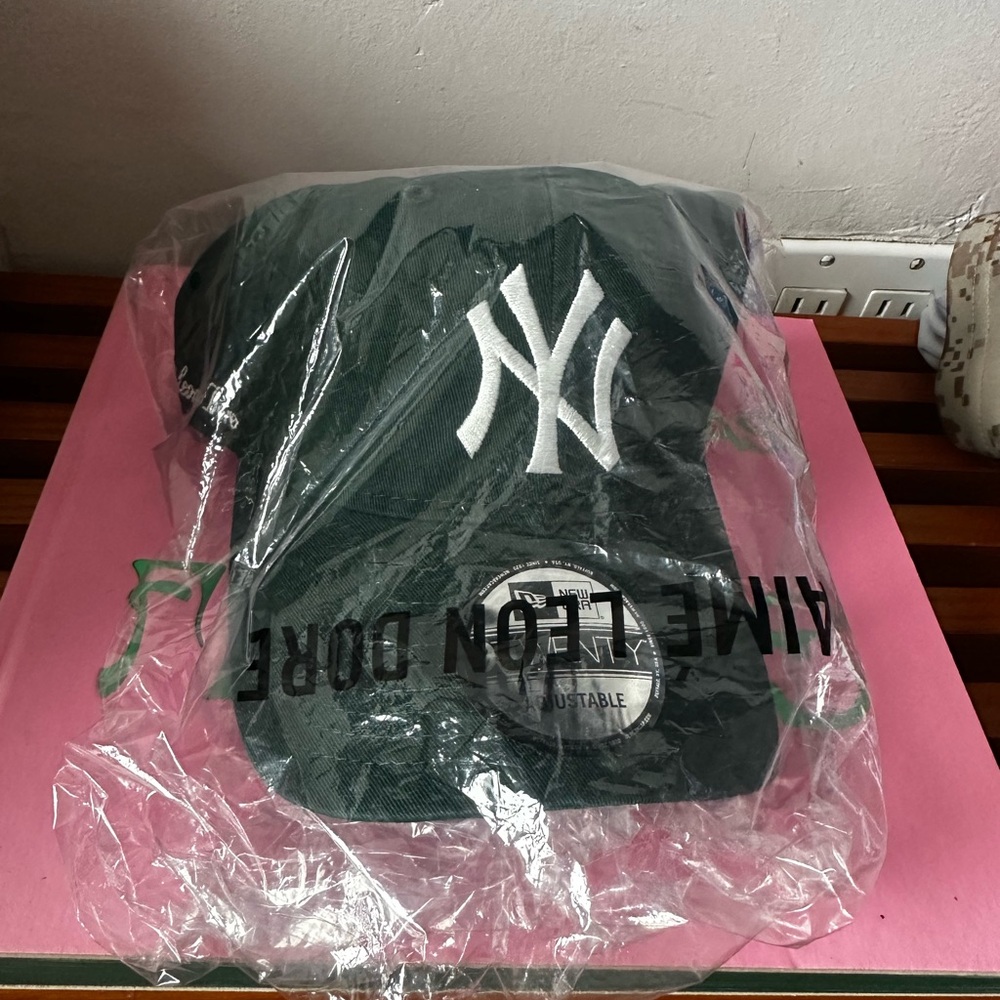 Brand New 2025 Aimé Leon Dore Green Yankee strap back hat